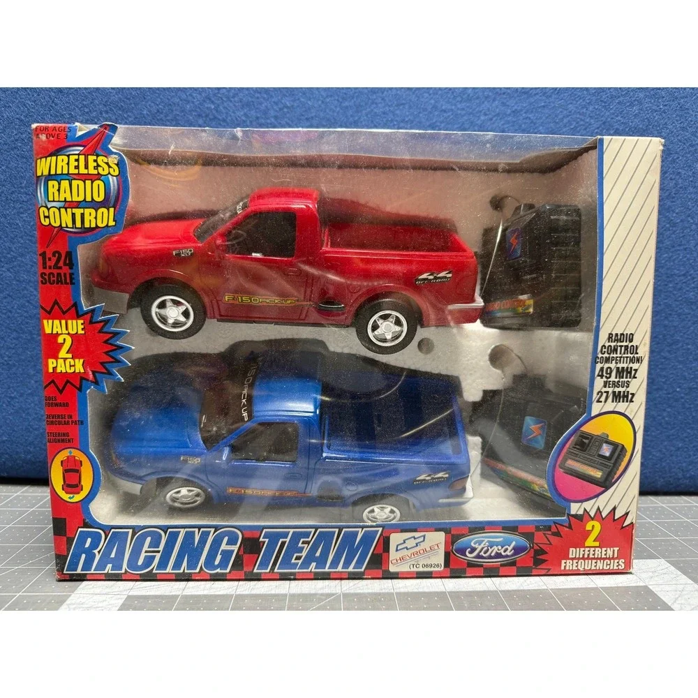 2 Ford F-150 Pick Up Wireless Radio Remote‎ Control Unused Racing Team